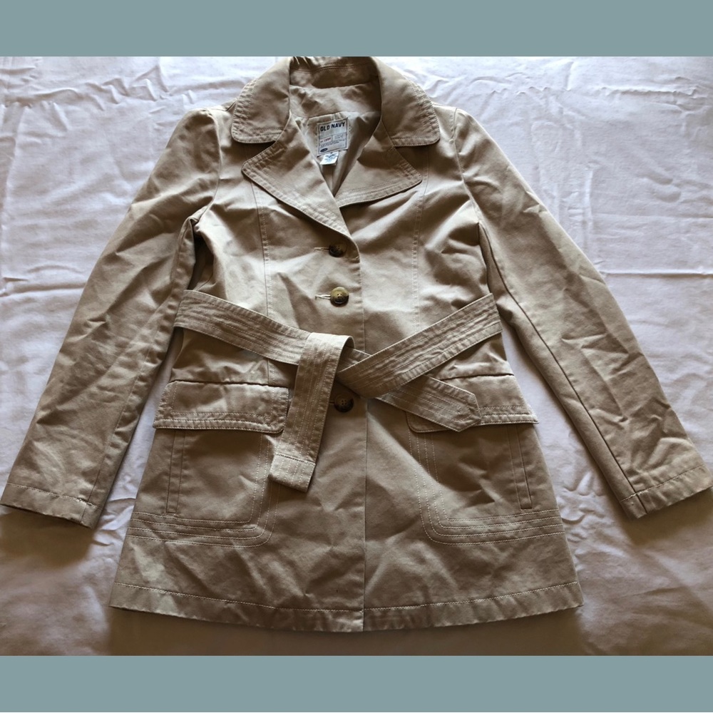 TAN OVERCOAT